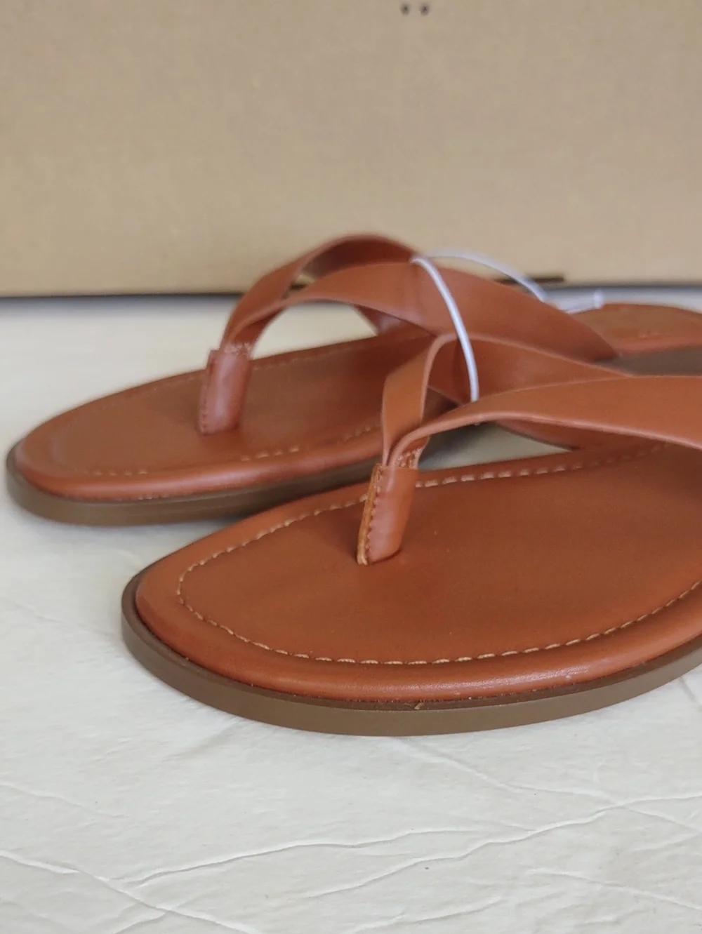 BRAND NEW J. Crew Tan Leathe (SYNTHETIC) THONG SANDAL